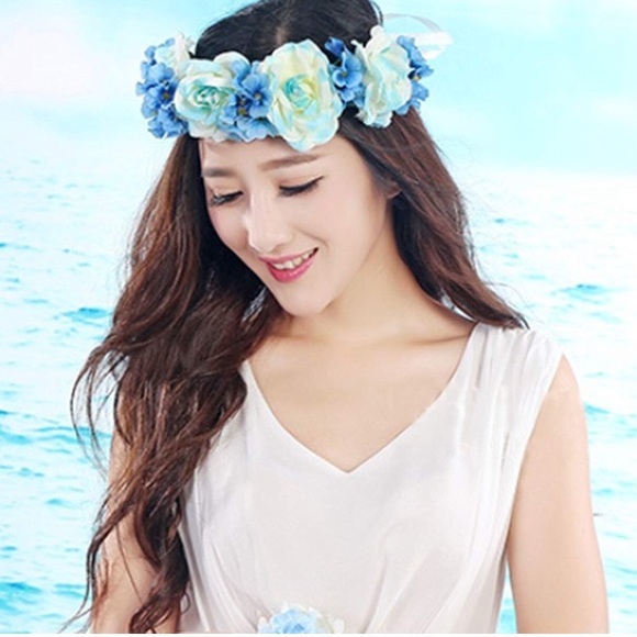 Accessories - Blue floral haku head piece.